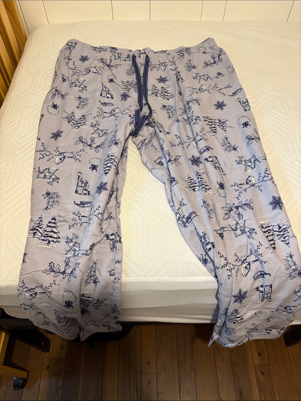 Light Purple Printed Women’s Pajama Pants - Brand Unspecified